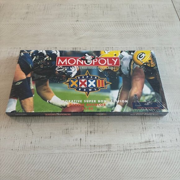 NEW Vintage 1999 USAopoly Monopoly Super Bowl XXXII (new in shrink) - Picture 1 of 3